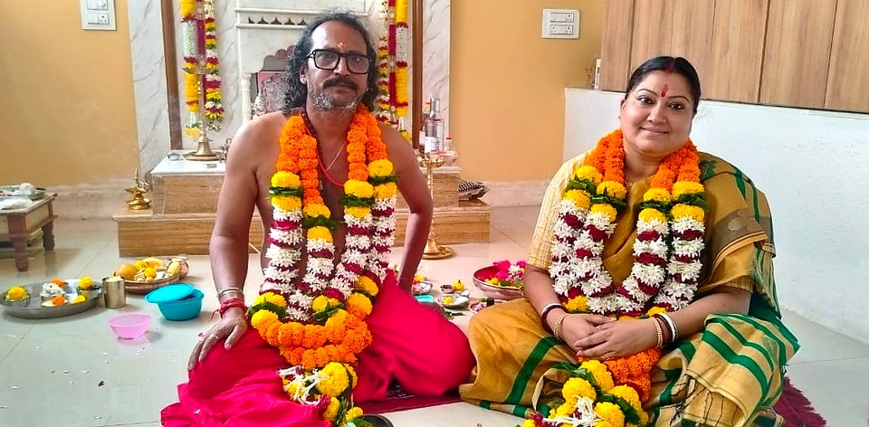 Sri Meenananda Tirthanath and Guruma Minakshi Devyomba